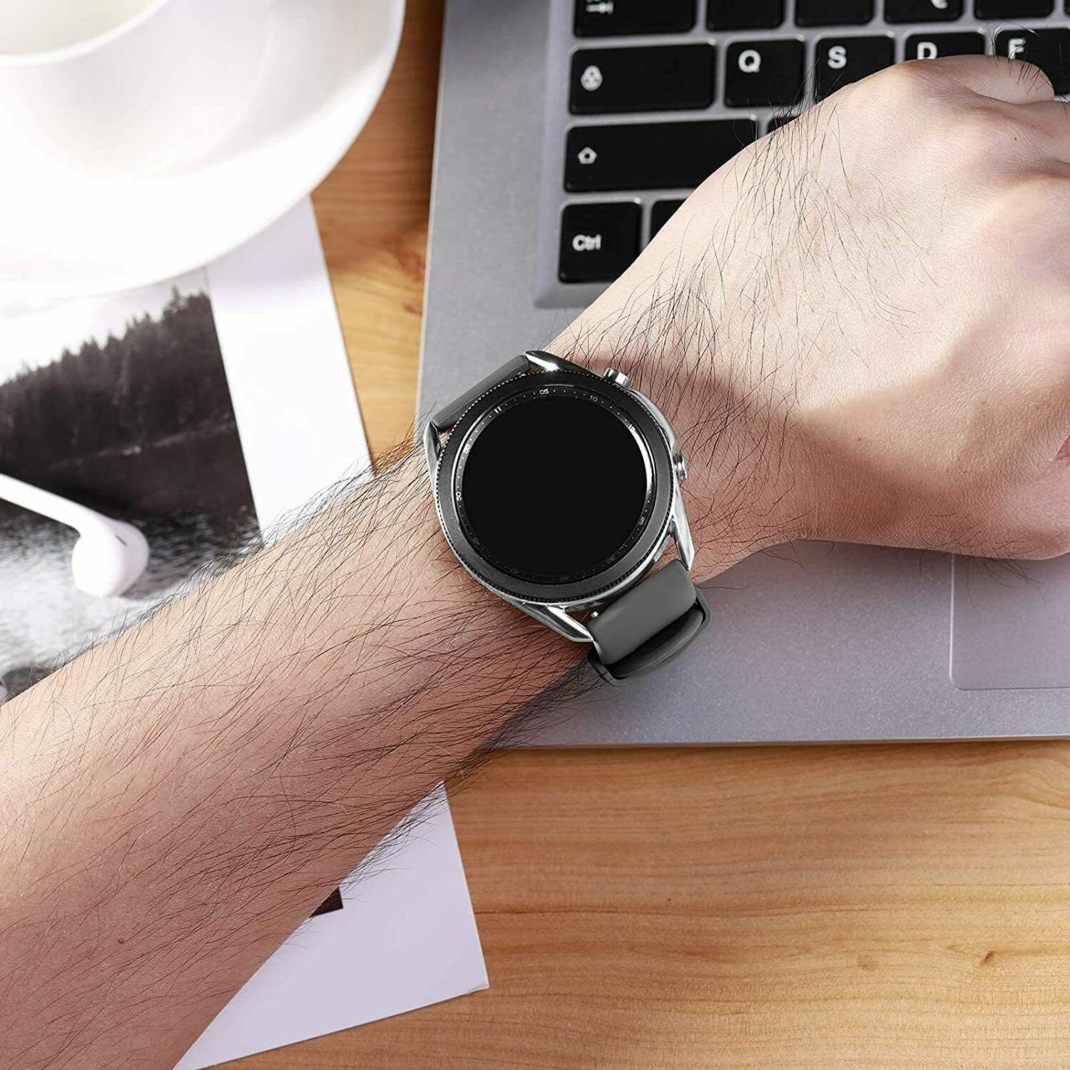 For Samsung Galaxy Watch 4 40/42/44/46mm Silicone Band Sports Strap Wristband